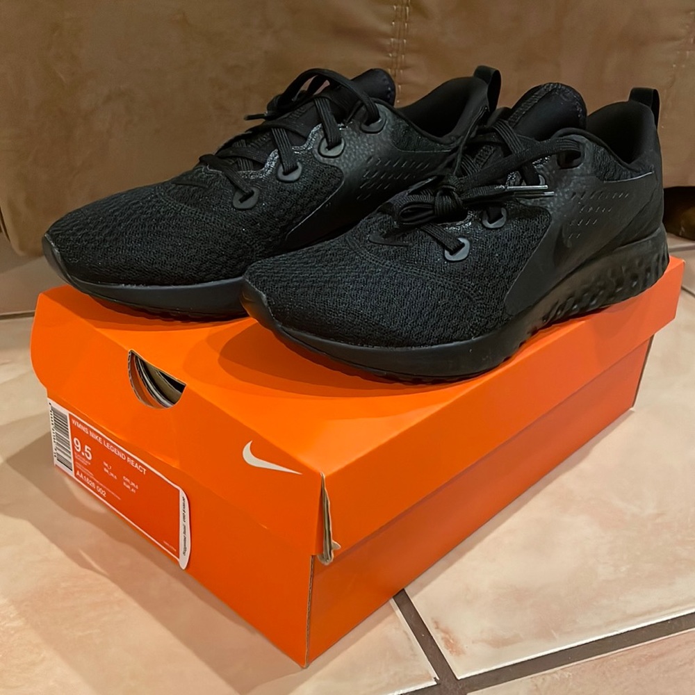 New in Box Black Nike Women’s Legend React sneakers. Size 9.5